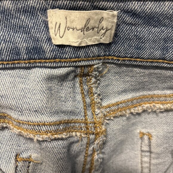 NWT Wonderly Mid Rise Slim Flare Distressed Jeans Size 12 - Picture 4 of 5